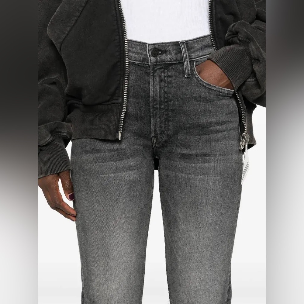 Like New: The High Waisted Rider Skimp Jeans - Grey
MOTHER